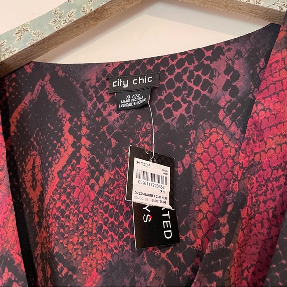 NWT City Chic Garnet Slither Surplice Wrap Dress - Picture 5 of 6